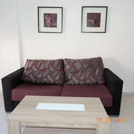 Cozy In Apartment